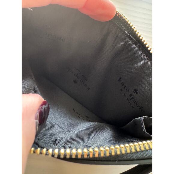NWT Kate Spade lucy textured leather Small L-Zip Wristlet Black $130 - Picture 4 of 4
